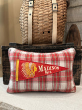 Load image into Gallery viewer, Madison (red/yellow)

