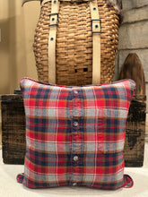 Load image into Gallery viewer, "E" Varsity Letter Pillow
