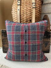Load image into Gallery viewer, "T" Varsity Letter Pillow
