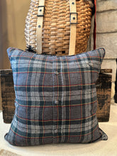 Load image into Gallery viewer, "W" Varsity Letter Pillow
