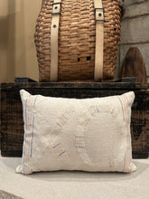 Load image into Gallery viewer, Small Grainsack Bolster XO
