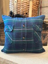 Load image into Gallery viewer, Golf towel pillow 4
