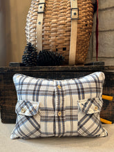 Load image into Gallery viewer, St Louis Vintage Pennant Pillow
