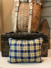 Load image into Gallery viewer, Marquette Vintage Pennant Pillow
