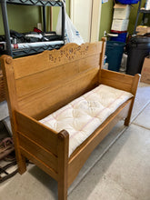 Load image into Gallery viewer, Bemis Grainsack Bench Cushion
