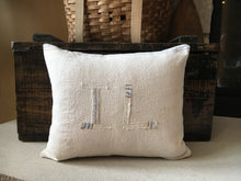 Load image into Gallery viewer, &quot;IL&quot; Grainsack Pillow
