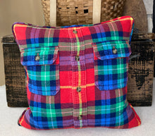 Load image into Gallery viewer, "L" Varsity Letter Pillow
