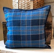 Load image into Gallery viewer, &quot;O&quot; Varsity Letter Pillow
