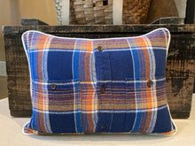 Load image into Gallery viewer, &quot;Illinois&quot; Pennant Pillow
