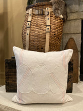 Load image into Gallery viewer, Easter Pillow
