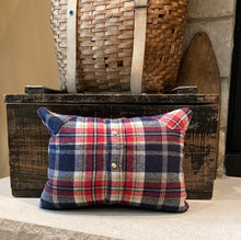 Load image into Gallery viewer, &quot;Home&quot; Pillow

