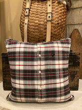 Load image into Gallery viewer, "W" Letter Pillow
